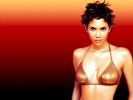 Halle Berry - 4