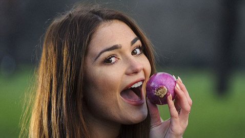 نصف بصلة يوميا تنقذ حياتكم من مرض خطير