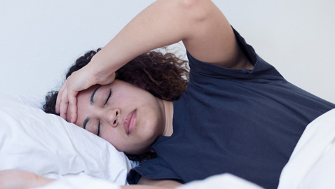 راقبوا نومكم... هذه الأمور تنبئكم بمشاكل صحية