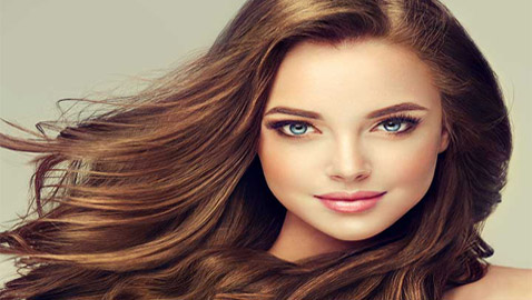 وصفات طبيعية ونصائح للتخلص من الشعر الخفيف وتكثيفه ومنحه النضارة