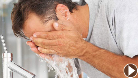 بالفيديو.. هل تعرف ان غسل وجهك بشكل صحيح يقلل من أمراضك؟