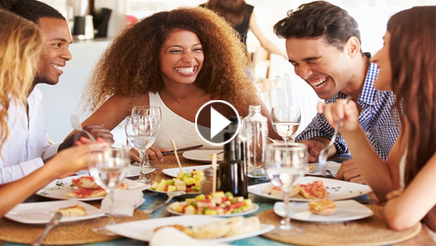 8 نصائح لتناول الطعام بشكل صحي في الخارج