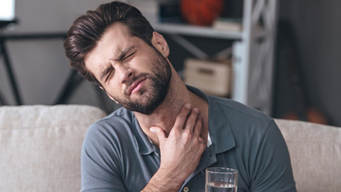 حضرها في المنزل.. 8 أدوية طبيعية منزلية لعلاج التهاب الحلق