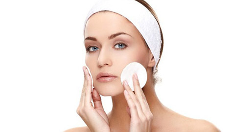 5 خطوات بسيطة جداً تغنيك عن عمليات التجميل