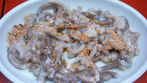 منتشرة وتسبب الوفاة.. أخطر الأطعمة حول العالم