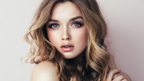 أفضل وأقوى الخلطات الطبيعية لتفتيح الشعر