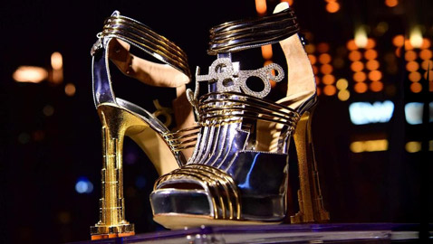 أغلى حذاء في العالم.. يُعرض في دبي مقابل 20 مليون دولار! صور