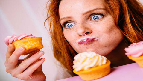 هل تعلم.. نظام غذائي عالي السكر يسبب التهابات المعدة