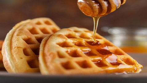 إليكم طريقة عمل الوافل بدون بيض بطعمه الرائع والشهي