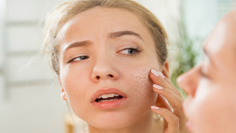 تورم الخد.. ما هي أسبابه، أعراضه، وكيف يمكن التعامل معه وعلاجه؟