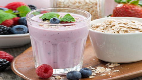 طريقة تحضير سموذي الفراولة بالشوفان لفطور صحي ولذيذ