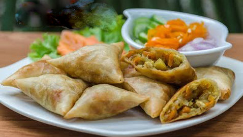 طريقة تحضير سمبوسة الدجاج بالفطر لأشهى المقبلات الرمضانية