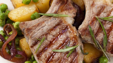 ريش بالفرن مع البطاطس