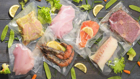 4 خطوات لتخزين اللحوم والدجاج في شهر رمضان