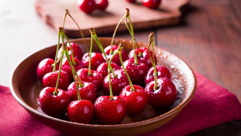 الكرز الأحمر: اختاره لصحتك في فصل الصيف