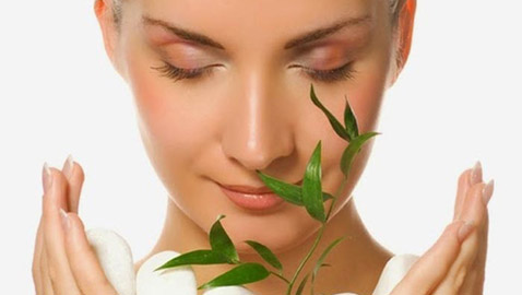 ما علاقة الشاي الأخضر بجمال البشرة وشبابها!