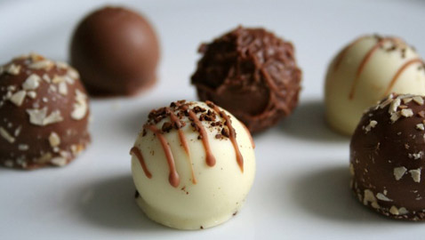 كرات التيراميسو لضيافة عيد مبتكرة