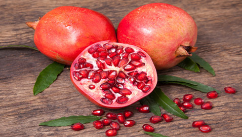 تعرّف على فوائد تناول الرمان على الريق