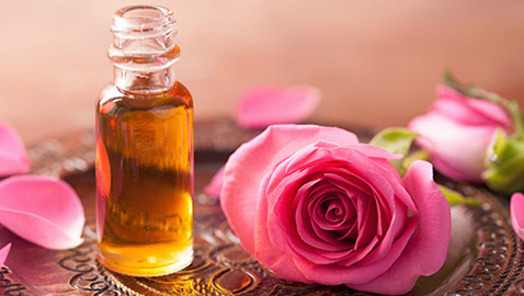 زيت الورد السحري لبشرة مشرقة حيوية خالية من العيوب