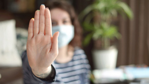 يا نساء العالم انتبهوا.. قد تعانين من أثر مزمن لكورونا!