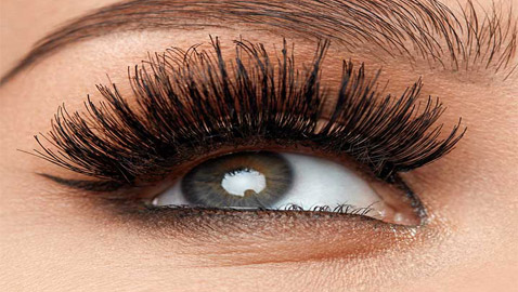 وصفات سيروم طبيعي لتكثيف وتطويل الرموش من أول أسبوع