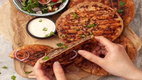 سريعة وسهلة ومحبوبة الجماهير.. إليكم وصفة عرايس اللحمة الشهية