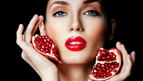 أفضل الأقنعة من الرمان للعروس قبل الزواج