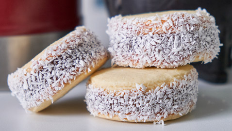 إليكم طريقة تحضير بسكويت ألفاجوريس الأرجنتيني الطيب والمميز