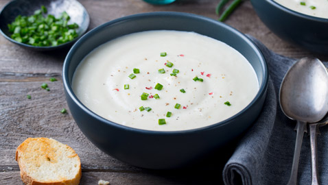 إليكم وصفة شوربة الفاصوليا البيضاء الصحية واللذيذة وسهلة التحضير