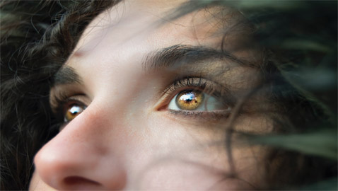 لأنها حساسة وتستطيع كشف الأمراض.. إليكم أهم 5 أطعمة لصحة العينين