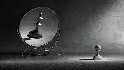 جنون العظمة.. المنزهون عن المرض والطريق إلى الهاوية!