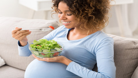 لا حاجة للطبخات المتعبة.. إليكم وجبات خفيفة وصحية تناسب فترة الحمل